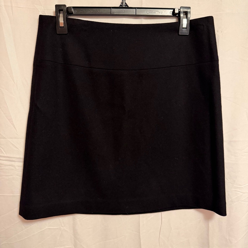 Banana‎ Republic Black Mini Skirt wool blend